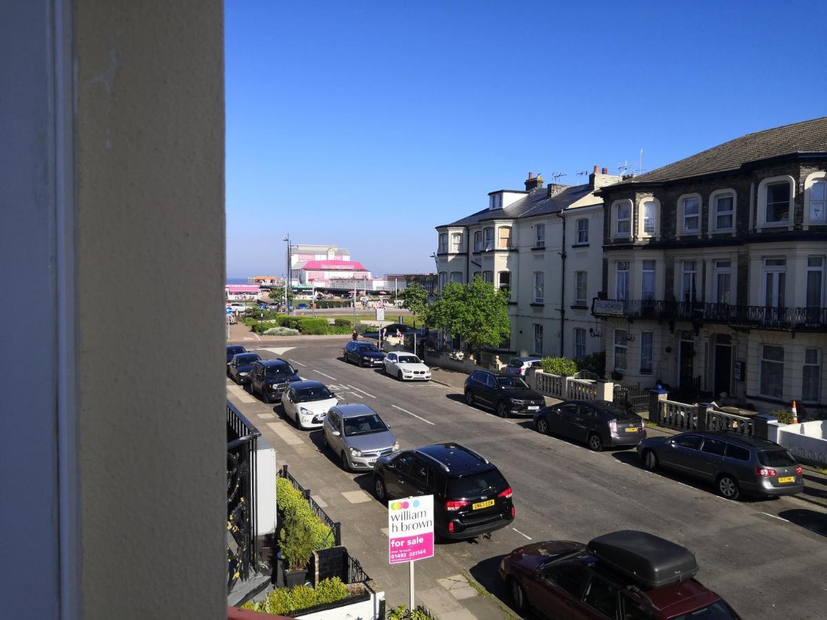 Cavendish House Hotel Great Yarmouth Exterior foto